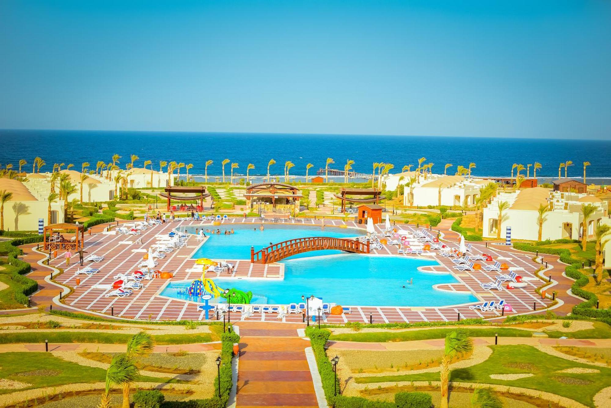 Amarina Queen Resort & Aqua Park Marsa Alam Exterior photo