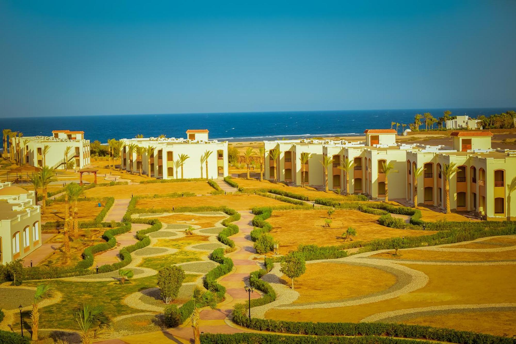 Amarina Queen Resort & Aqua Park Marsa Alam Exterior photo